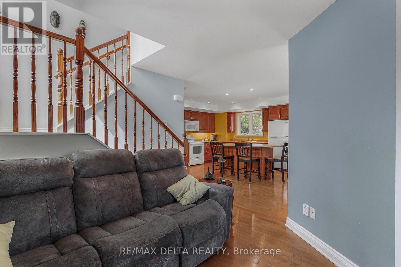 2567 Cléroux Crescent