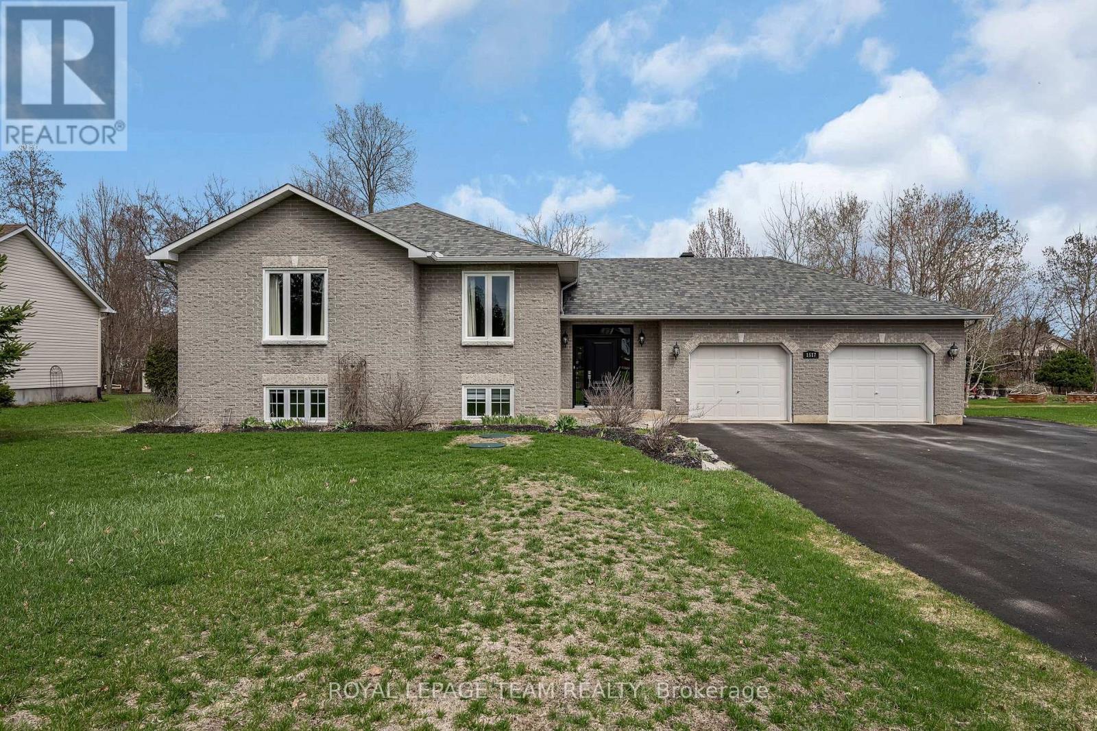 1517 Back Place Avenue