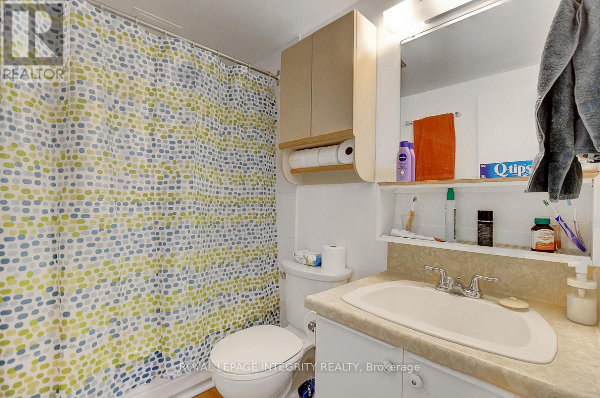 206 - 2000 Jasmine Crescent