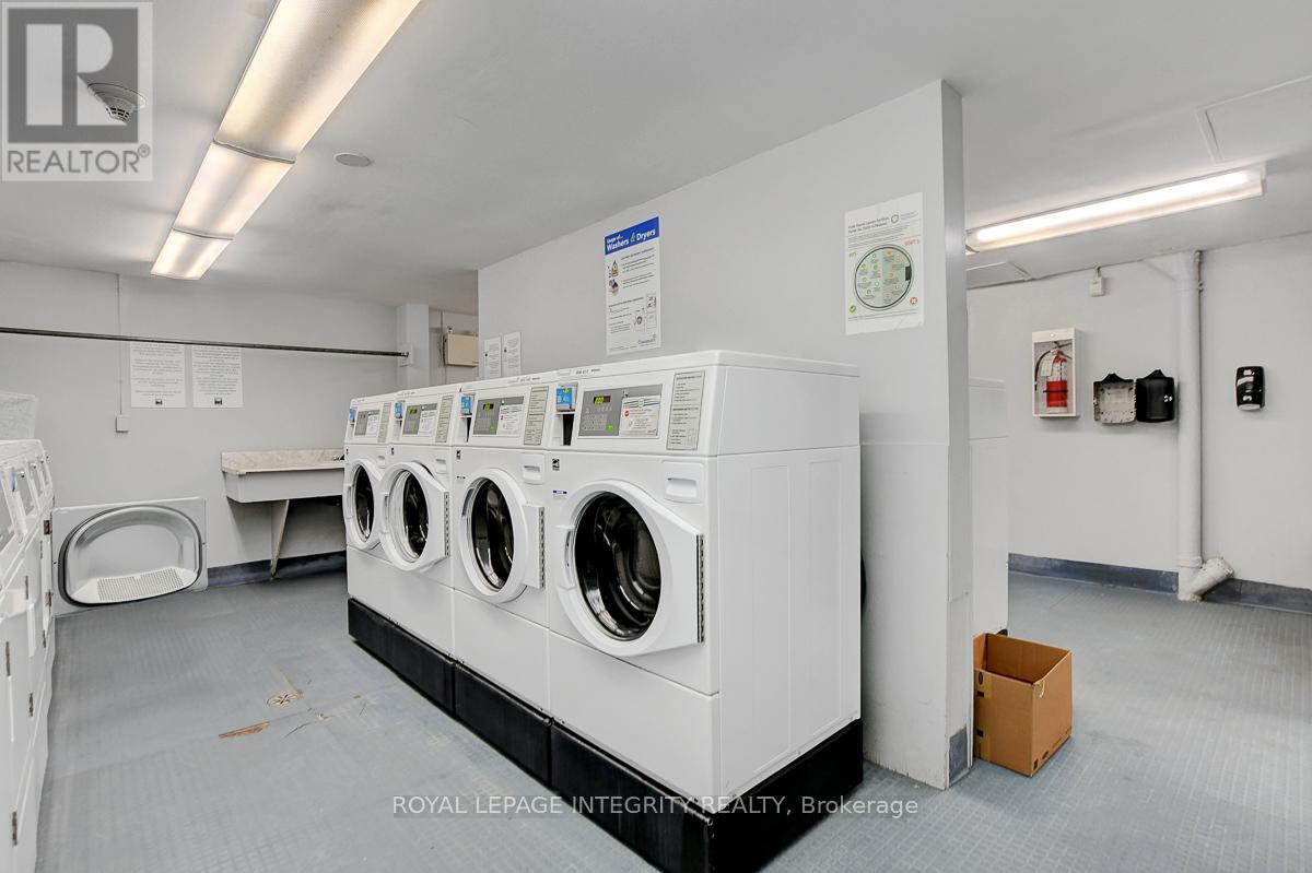 206 - 2000 Jasmine Crescent