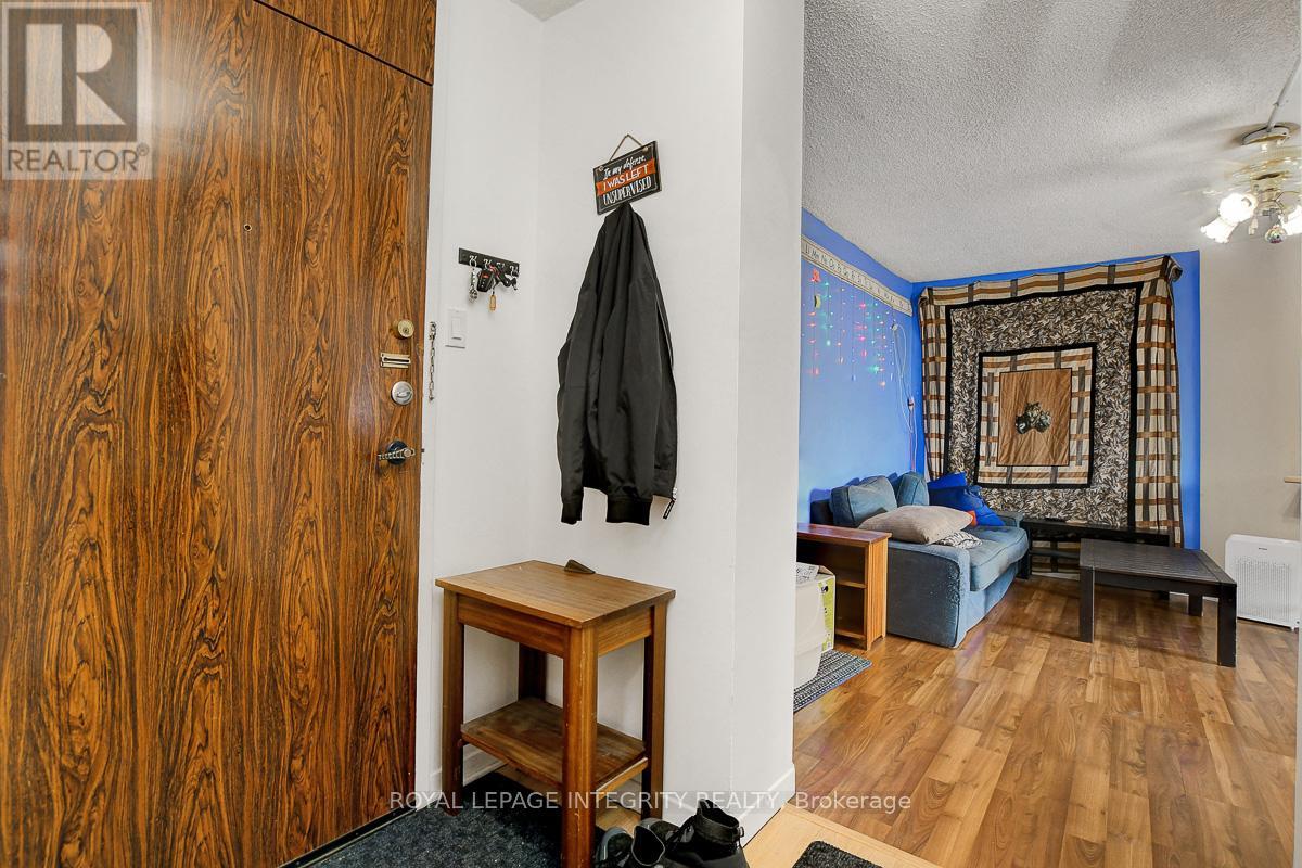 206 - 2000 Jasmine Crescent