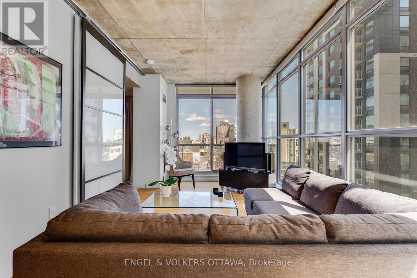 903 - 179 George Street