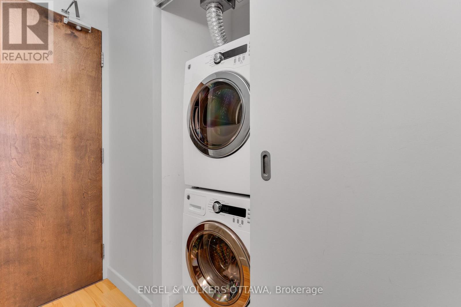 903 - 179 George Street