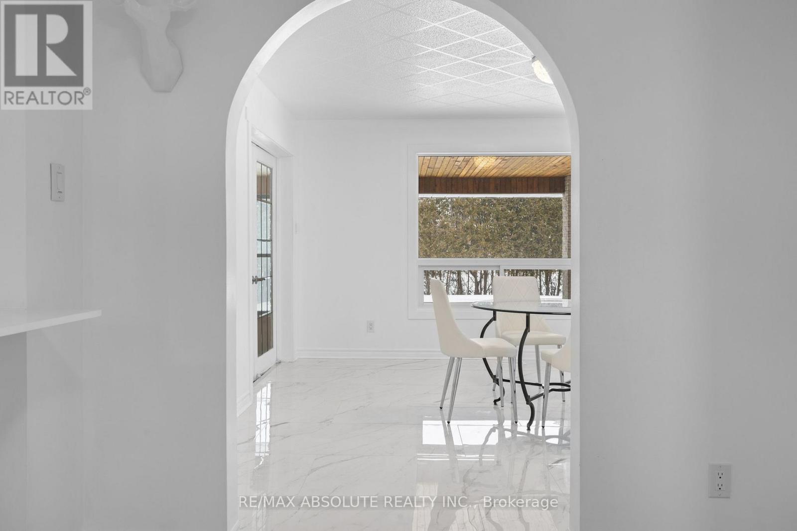 1444 Normandy Crescent