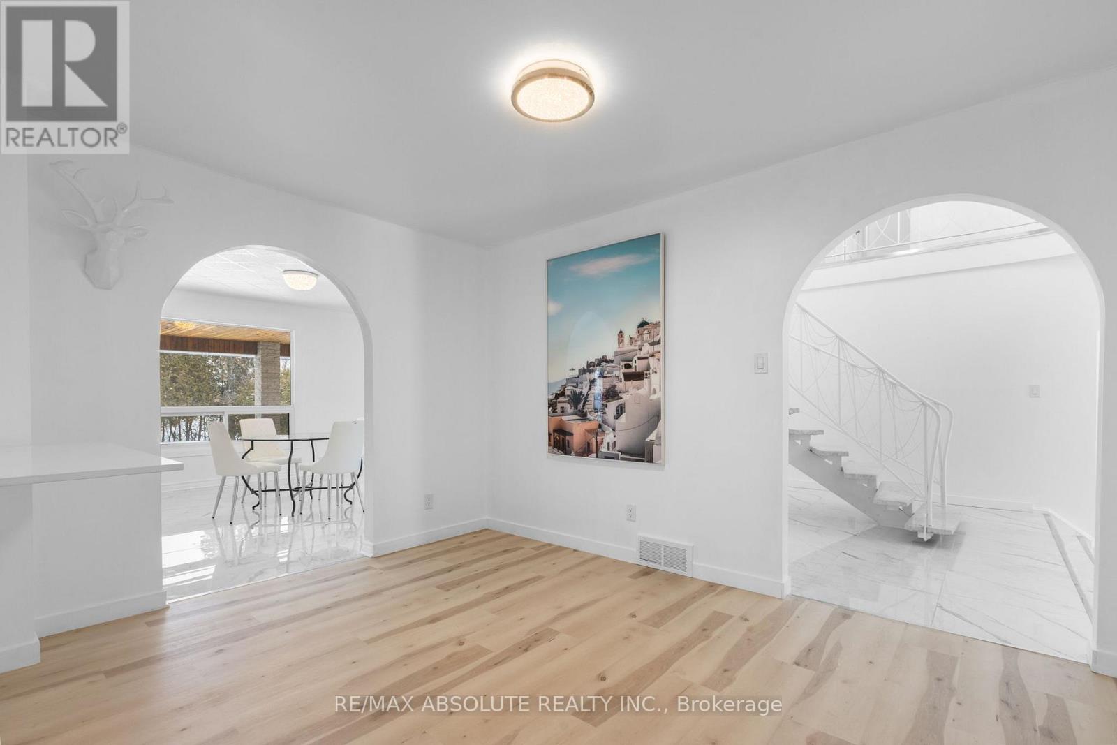 1444 Normandy Crescent