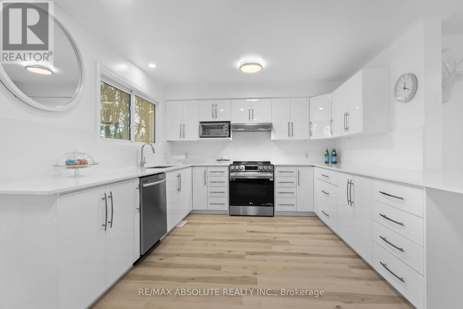 1444 Normandy Crescent