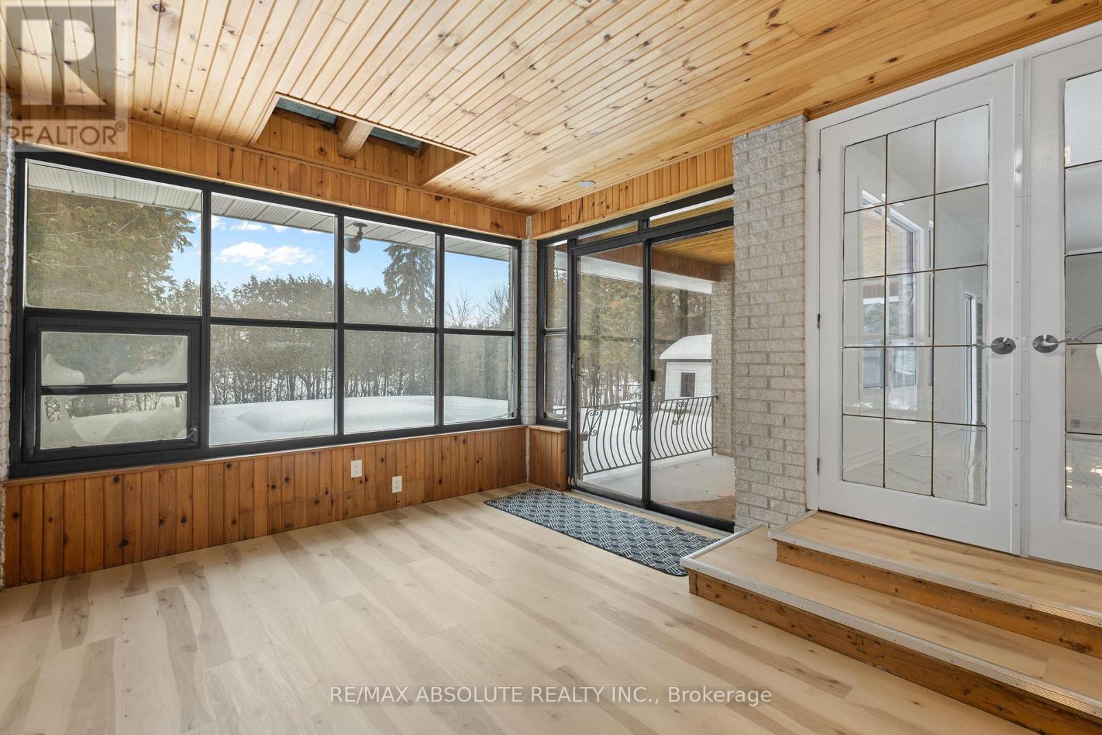 1444 Normandy Crescent