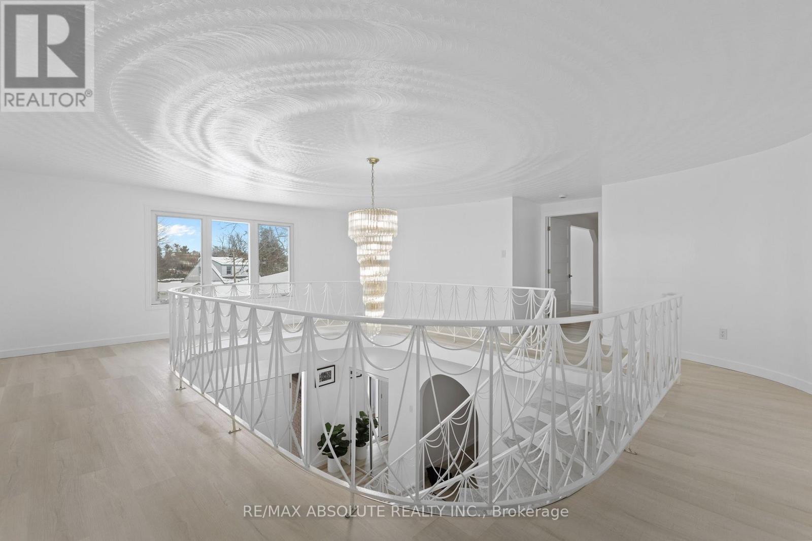 1444 Normandy Crescent