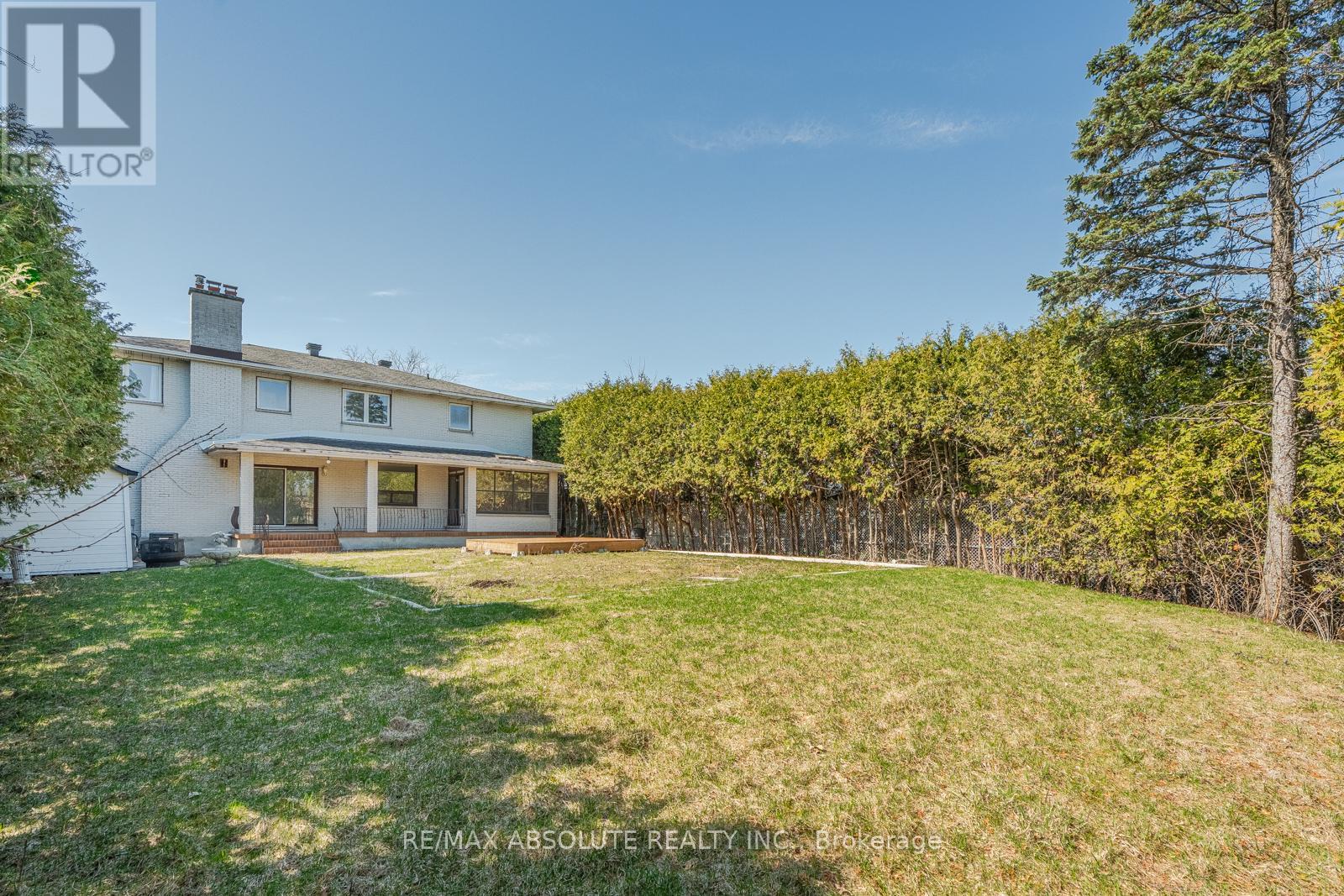 1444 Normandy Crescent