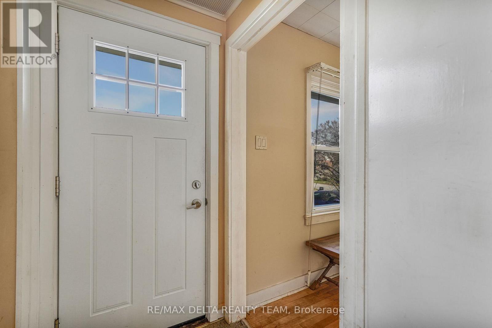 1242 Vancouver Avenue