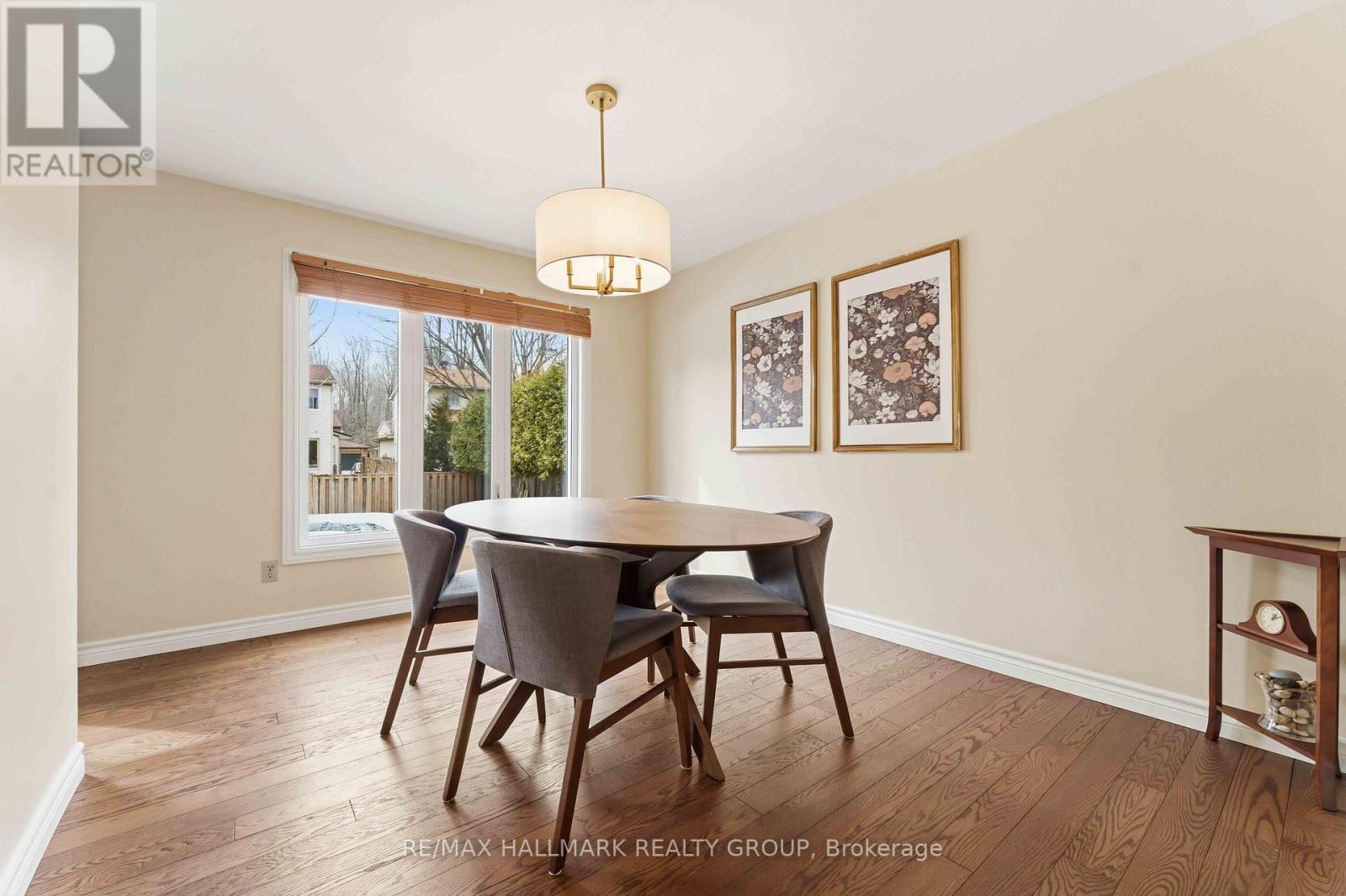 6033 Meadowglen Drive