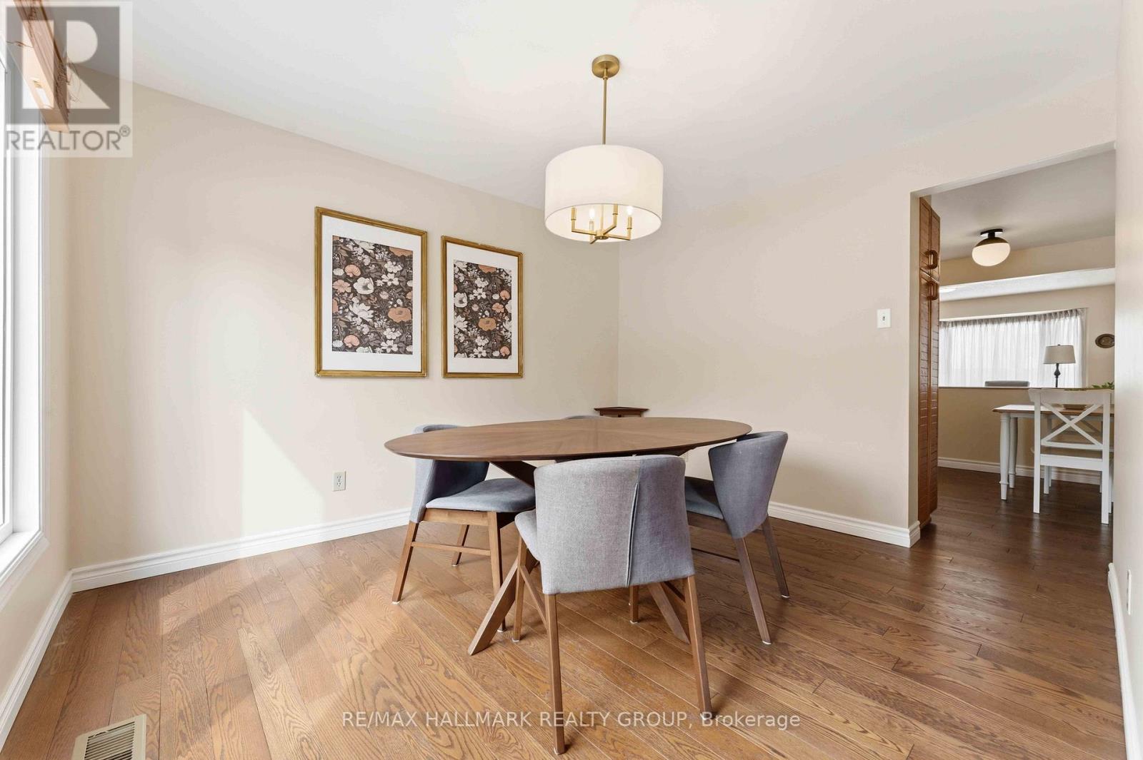 6033 Meadowglen Drive