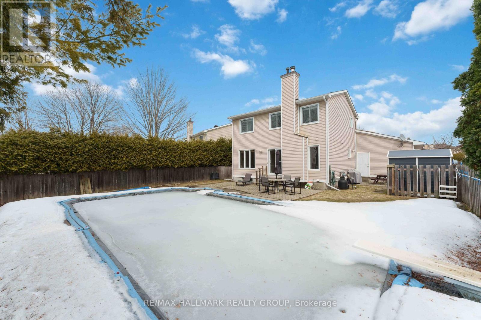 6033 Meadowglen Drive