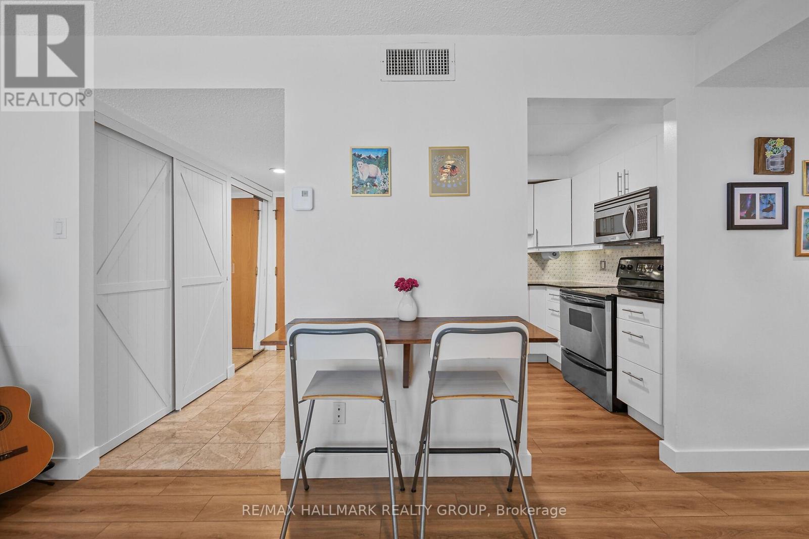 604 - 199 Kent Street