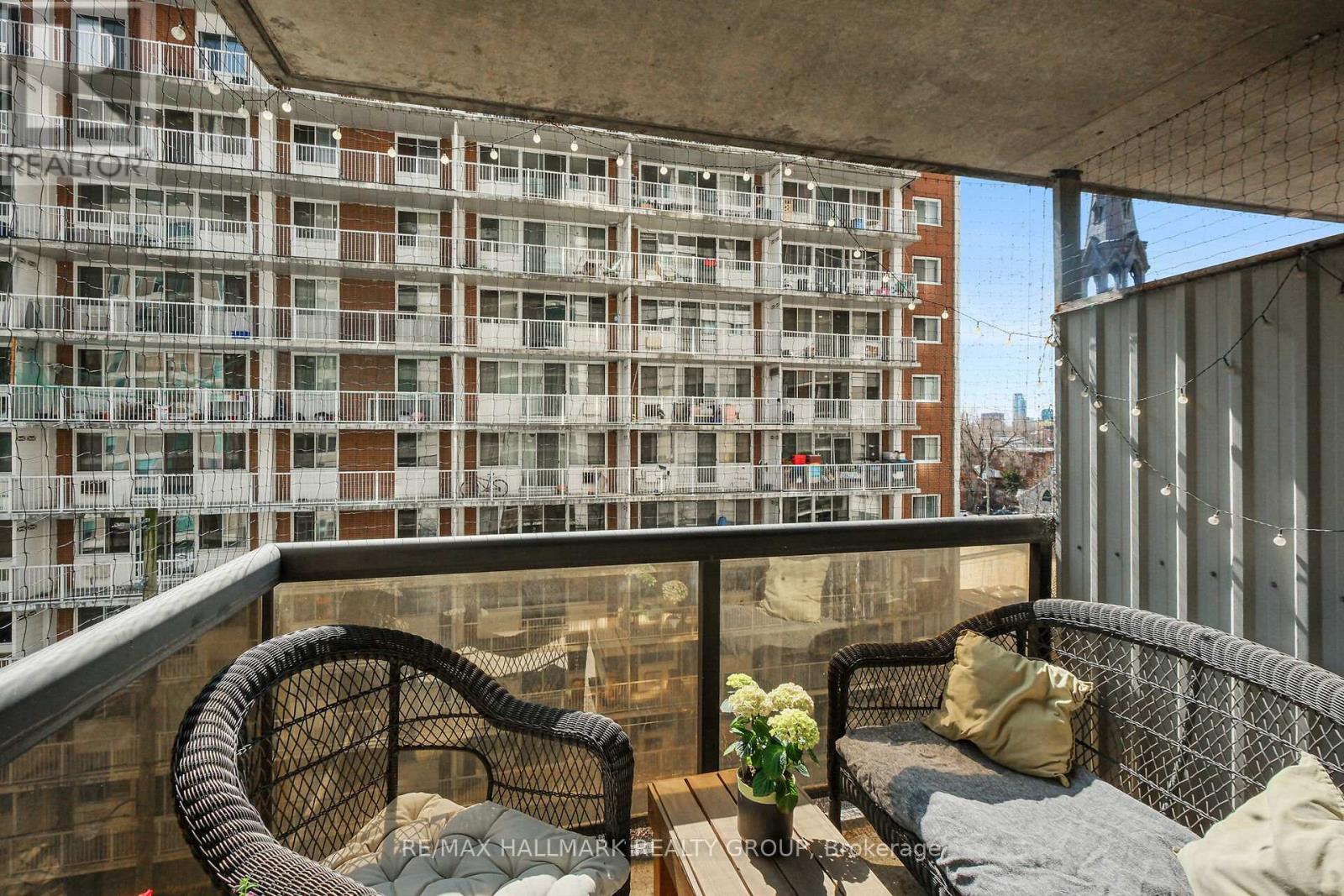 604 - 199 Kent Street