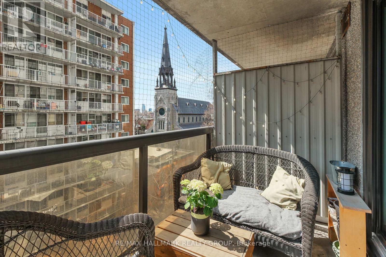 604 - 199 Kent Street