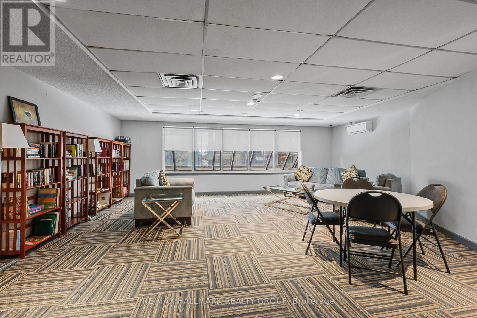 604 - 199 Kent Street