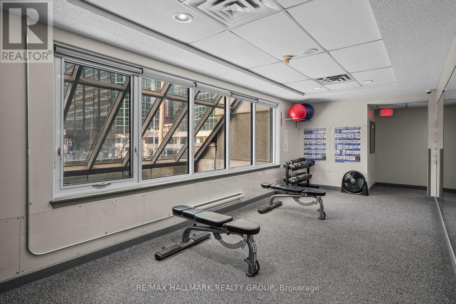 604 - 199 Kent Street