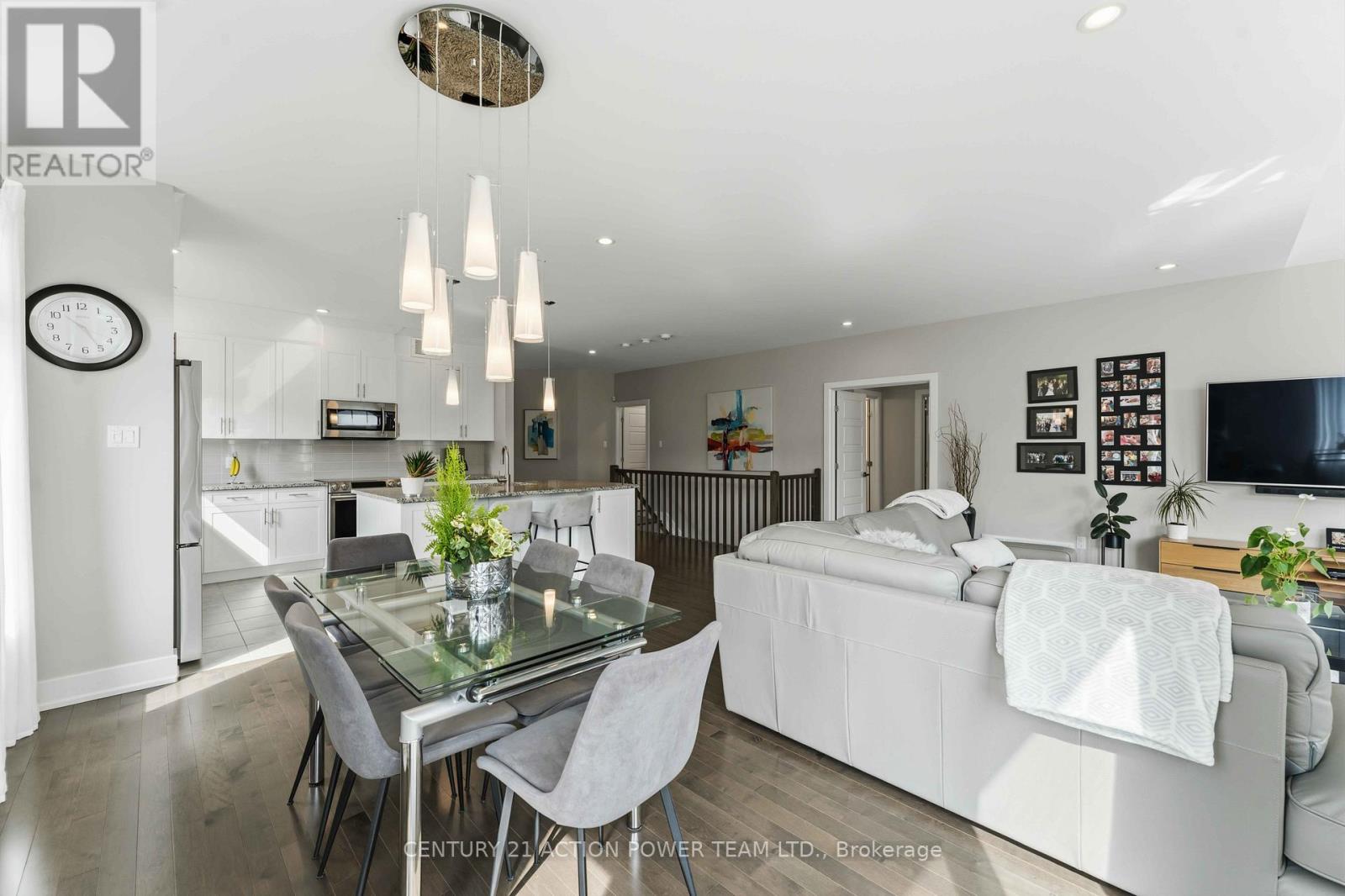 20 L'astrolabe Place