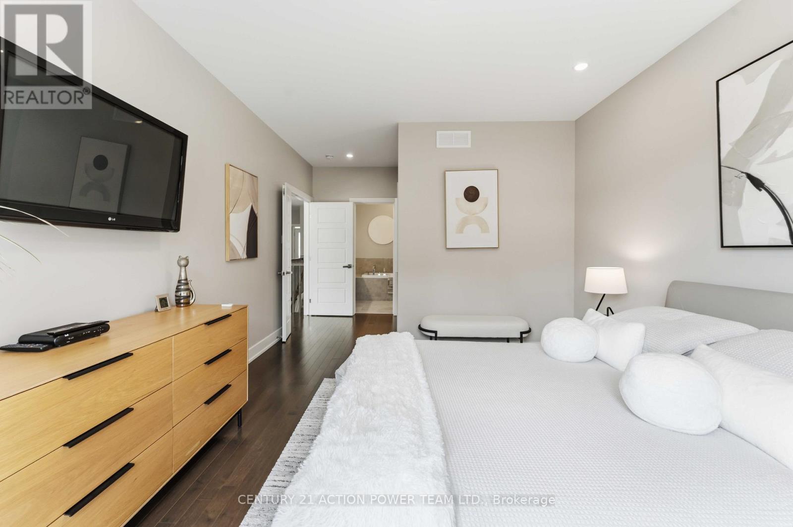 20 L'astrolabe Place