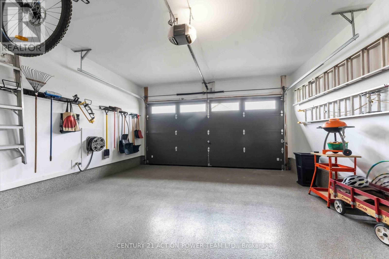 20 L'astrolabe Place