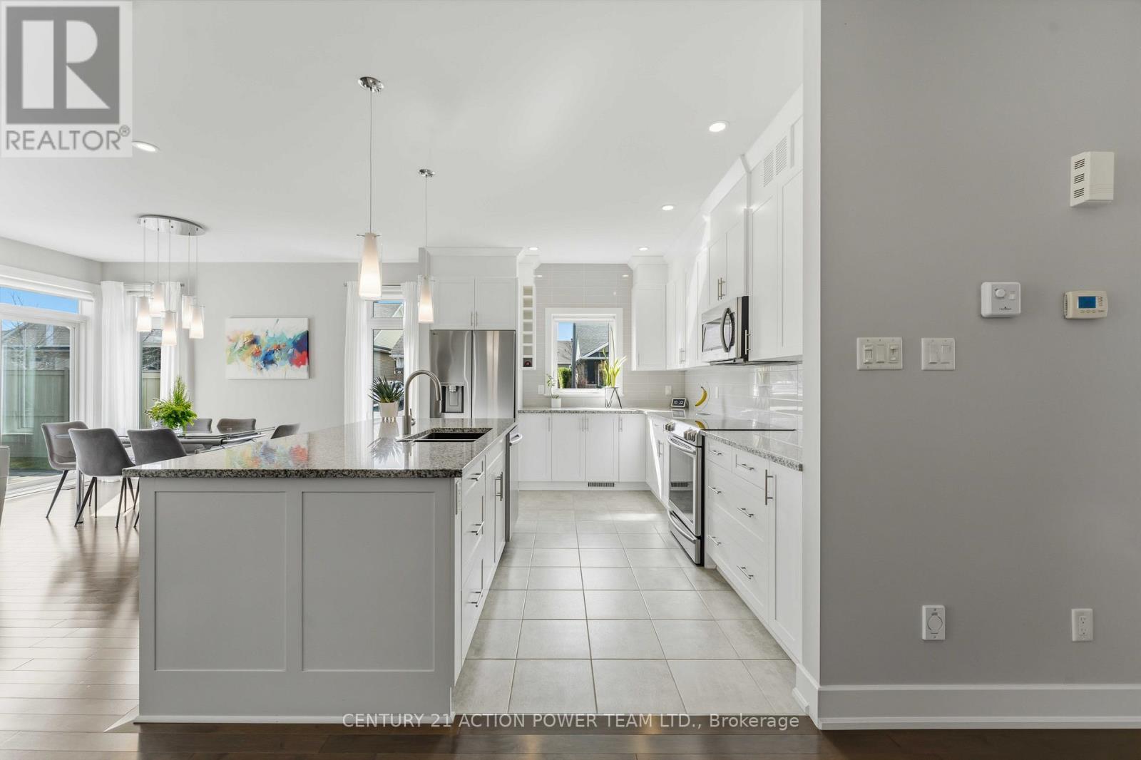 20 L'astrolabe Place