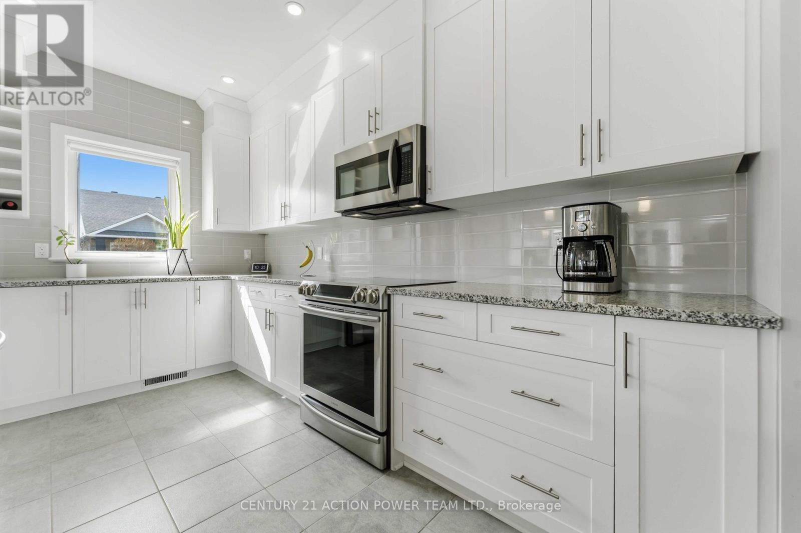 20 L'astrolabe Place