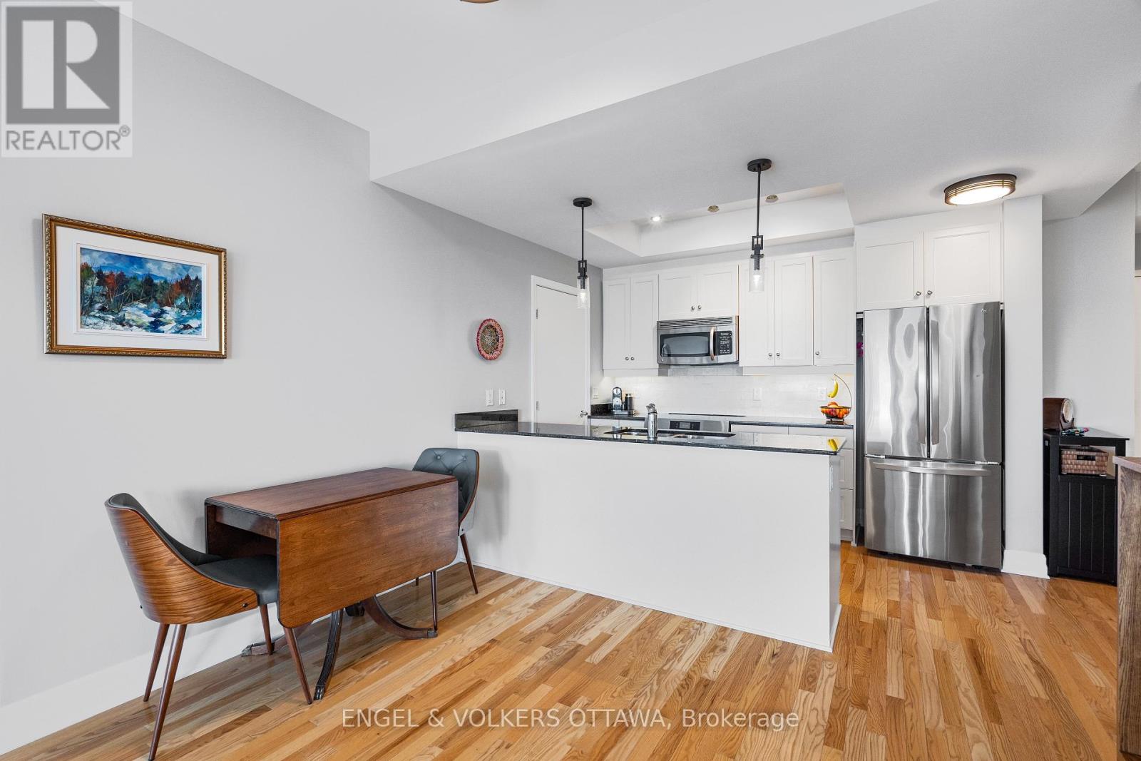 1106 - 75 Cleary Avenue