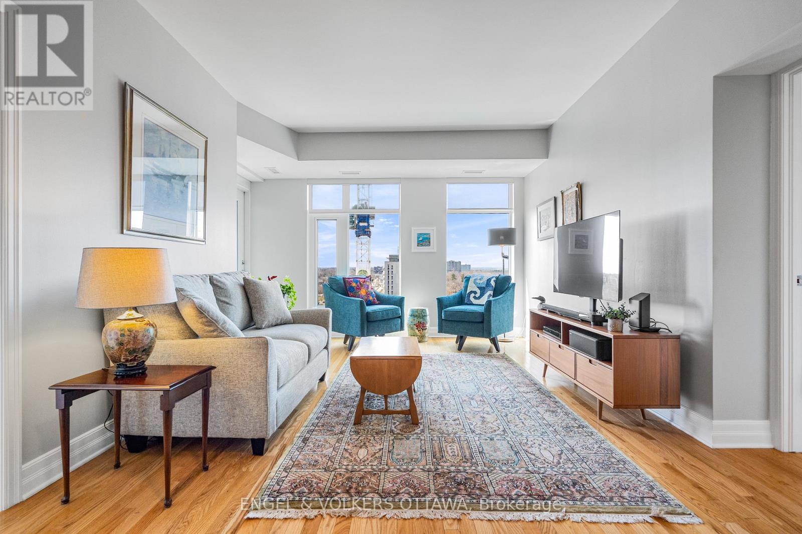 1106 - 75 Cleary Avenue