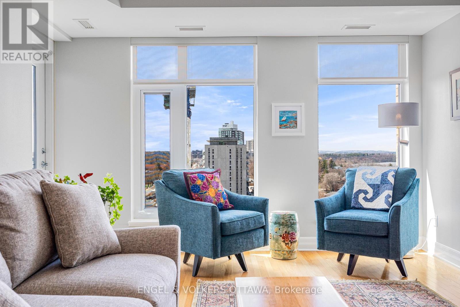 1106 - 75 Cleary Avenue