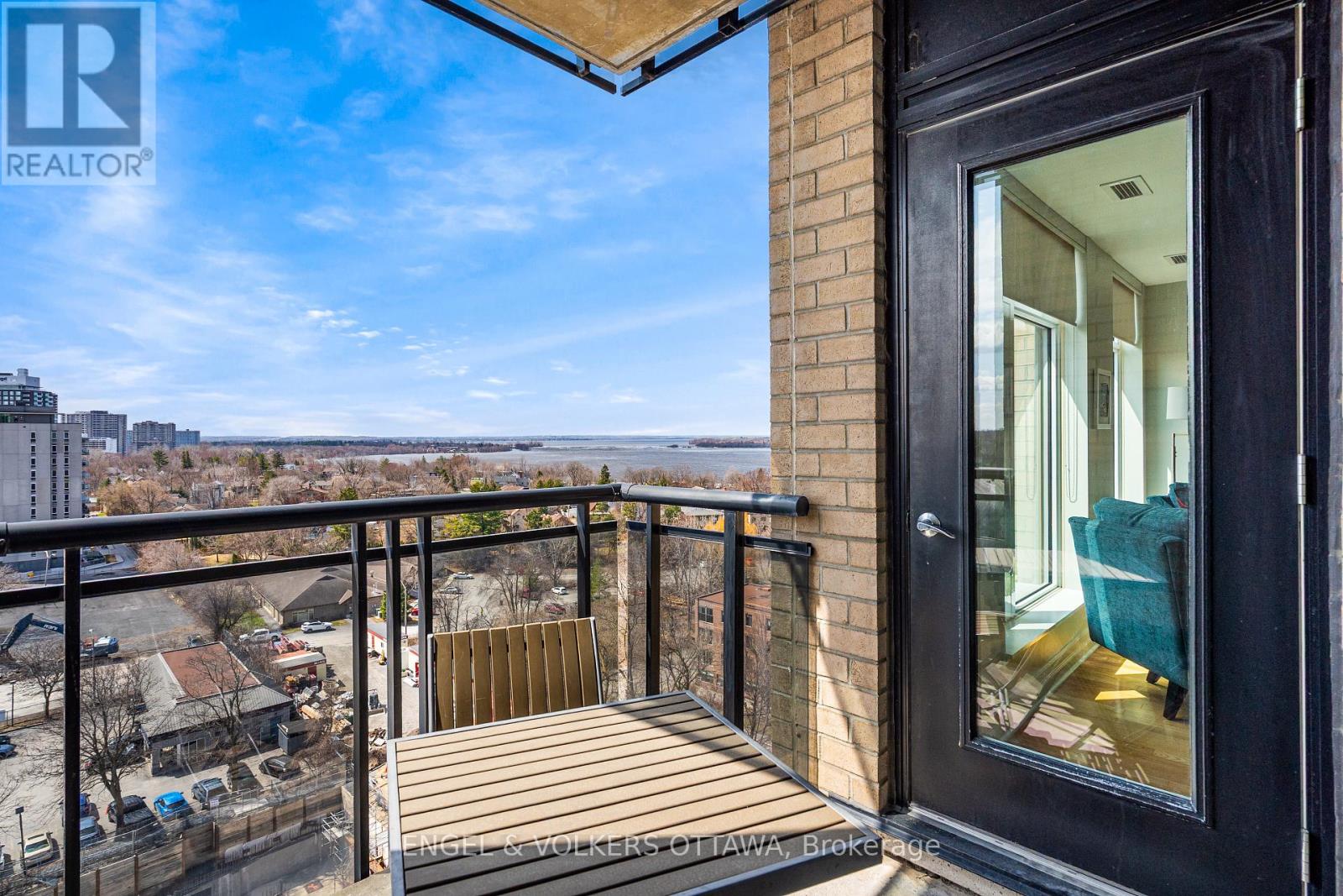 1106 - 75 Cleary Avenue