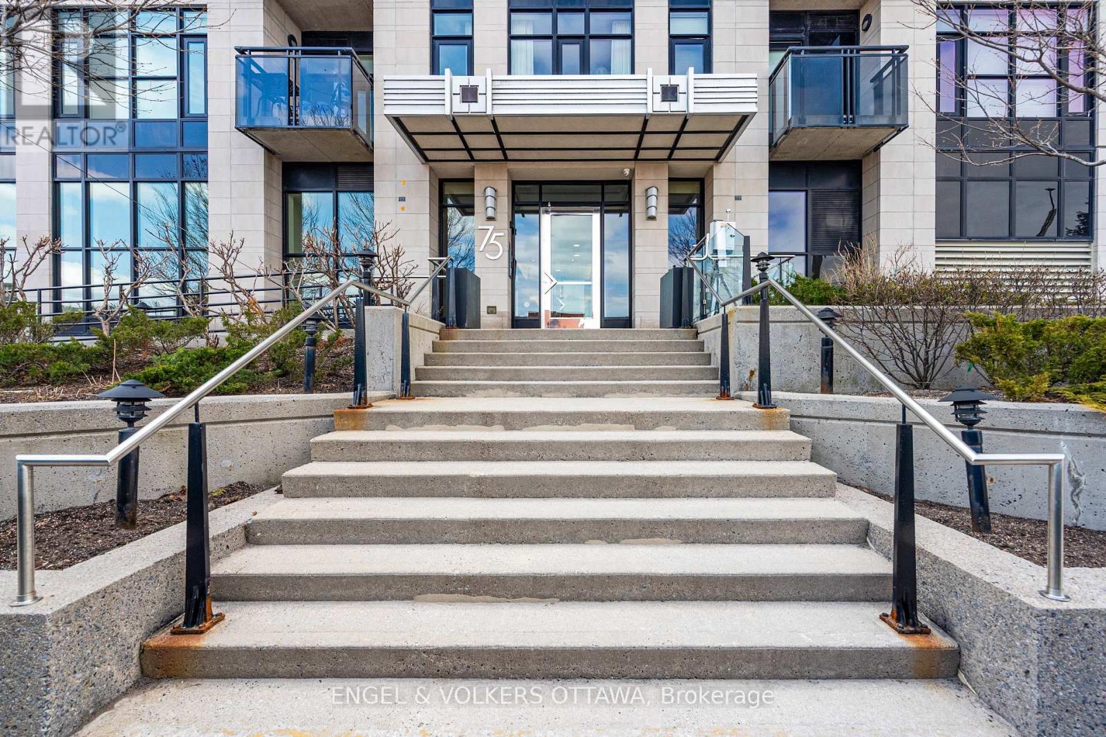 1106 - 75 Cleary Avenue