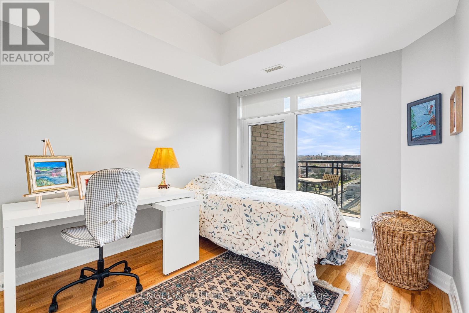 1106 - 75 Cleary Avenue