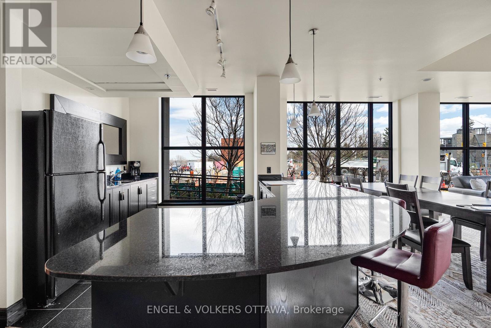 1106 - 75 Cleary Avenue