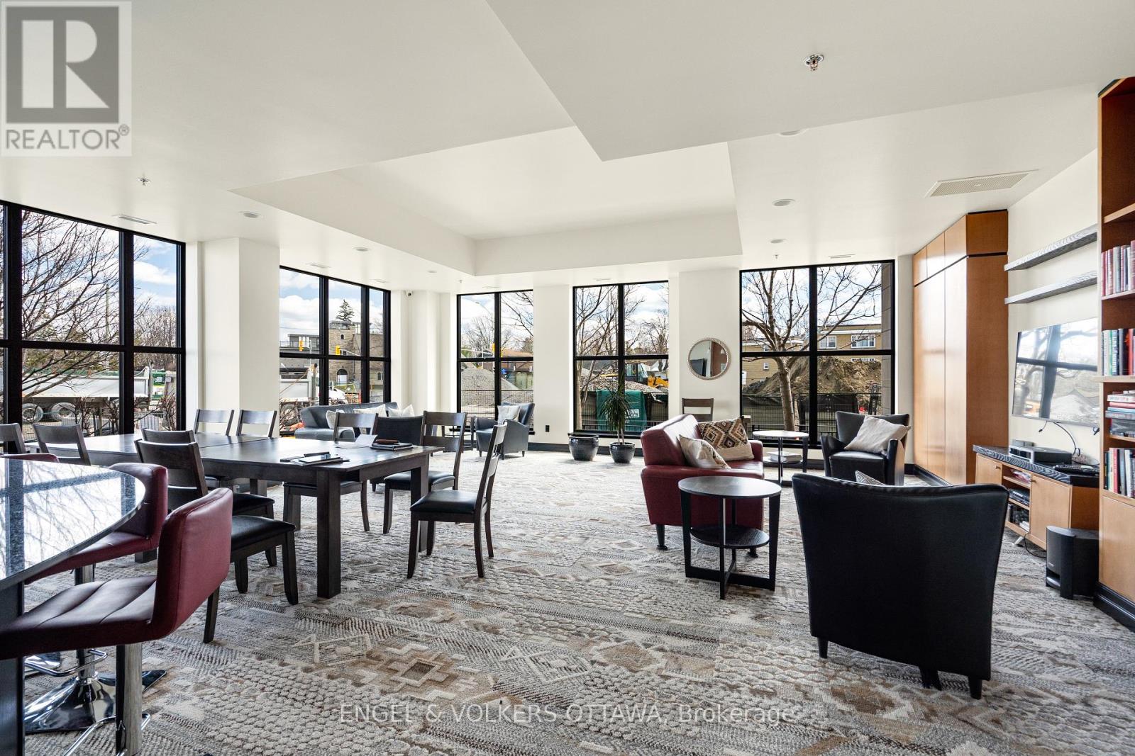 1106 - 75 Cleary Avenue