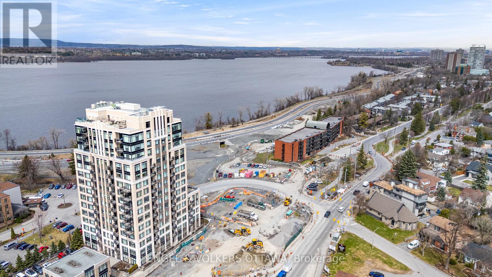 1106 - 75 Cleary Avenue