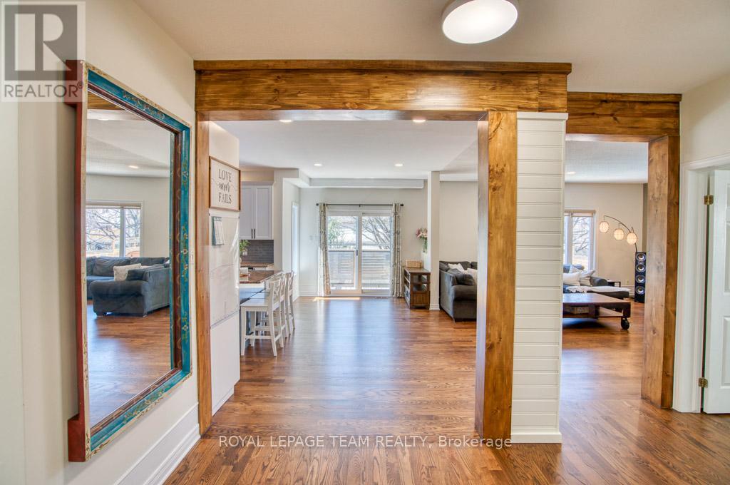 13 Shannondoe Crescent W