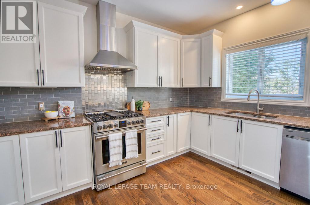 13 Shannondoe Crescent W