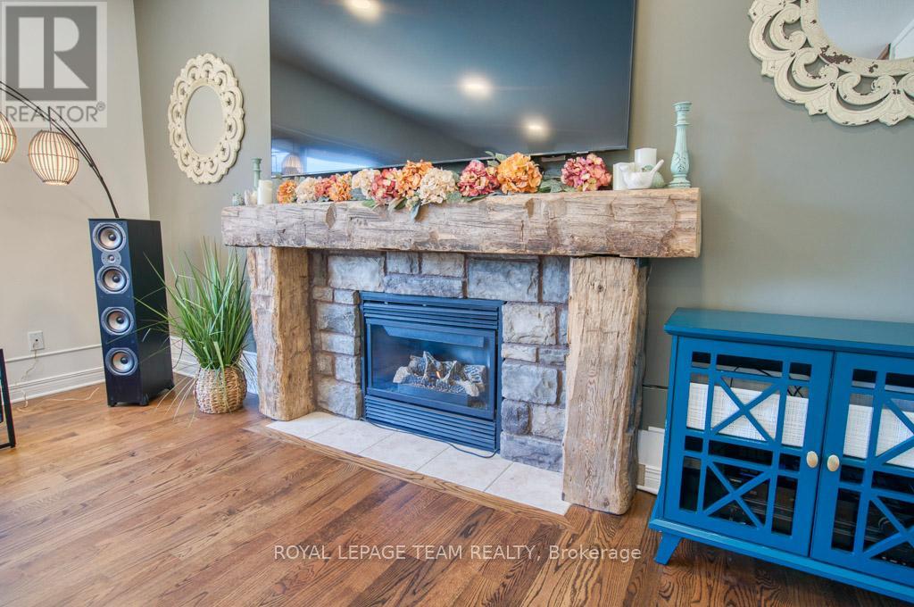 13 Shannondoe Crescent W