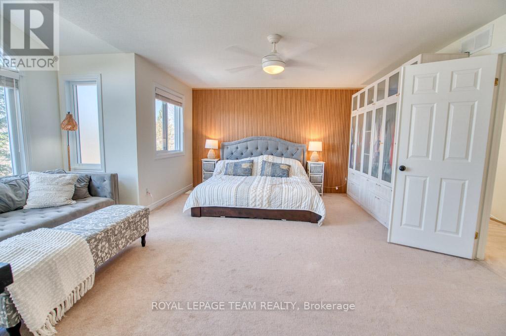 13 Shannondoe Crescent W