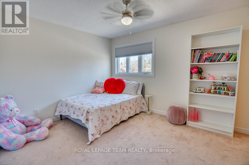 13 Shannondoe Crescent W