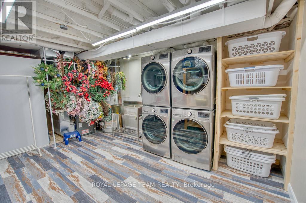 13 Shannondoe Crescent W