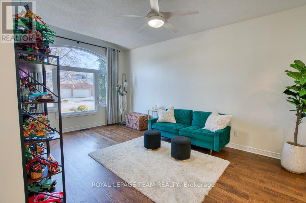 13 Shannondoe Crescent W