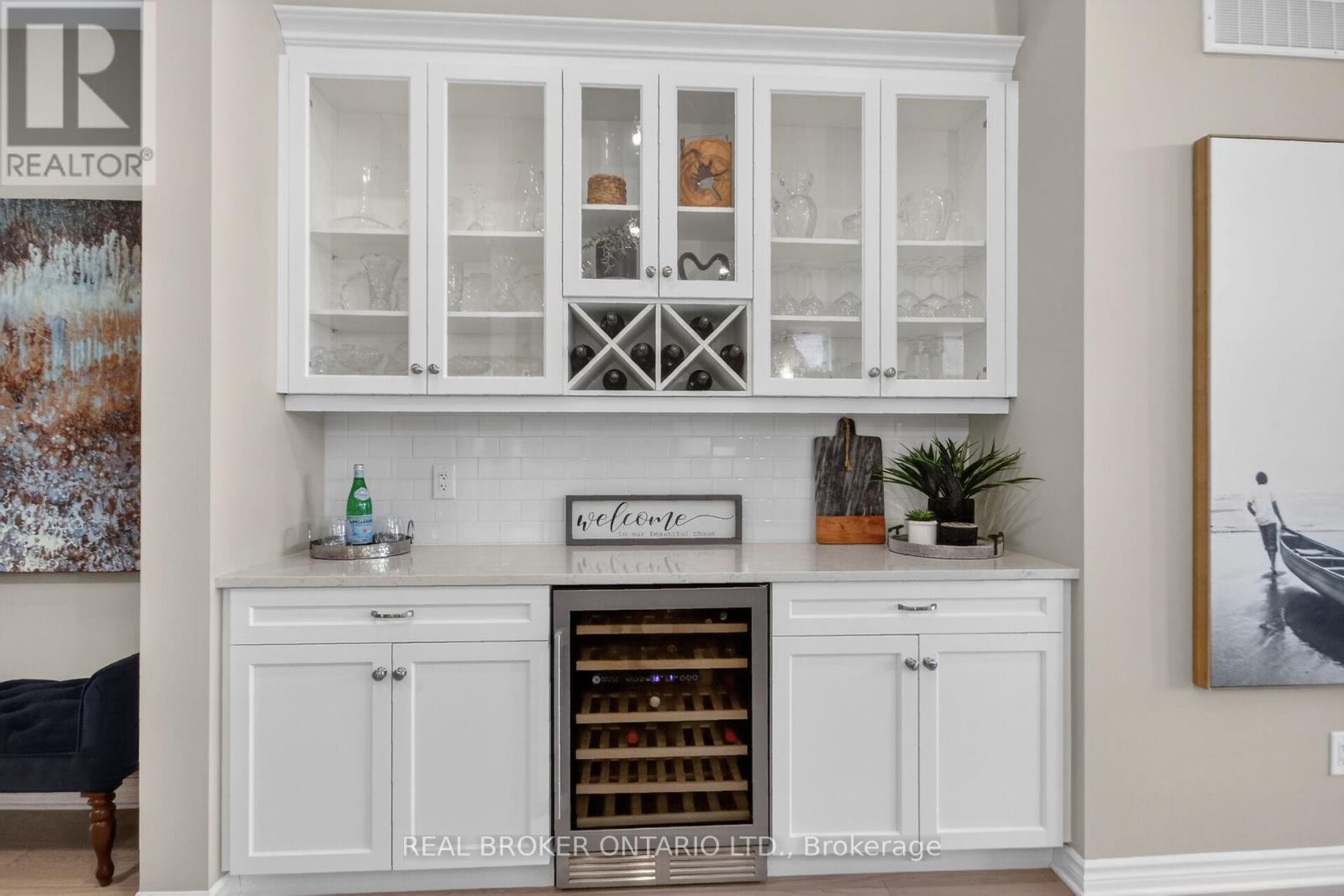 180 Blackhorse Drive