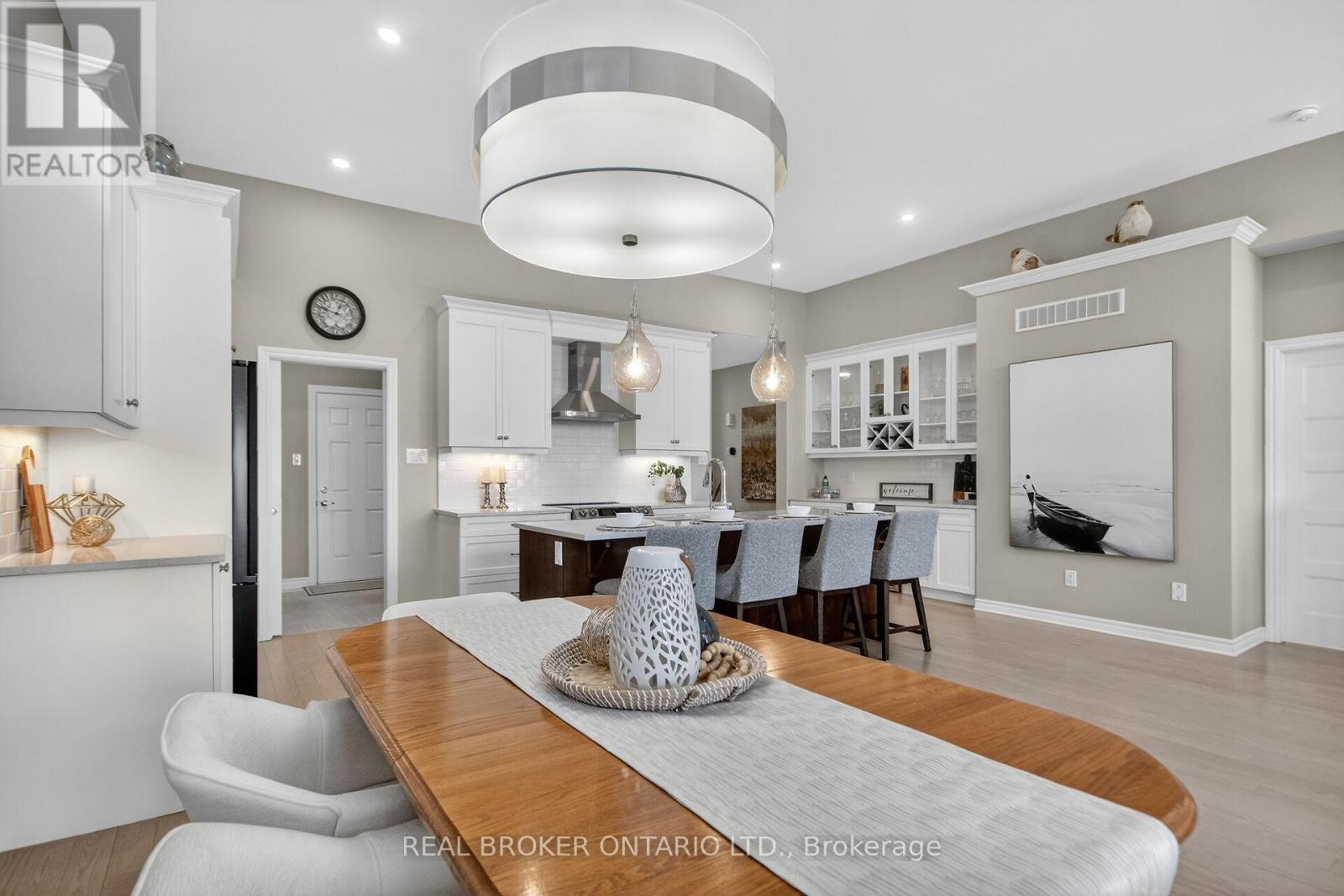 180 Blackhorse Drive