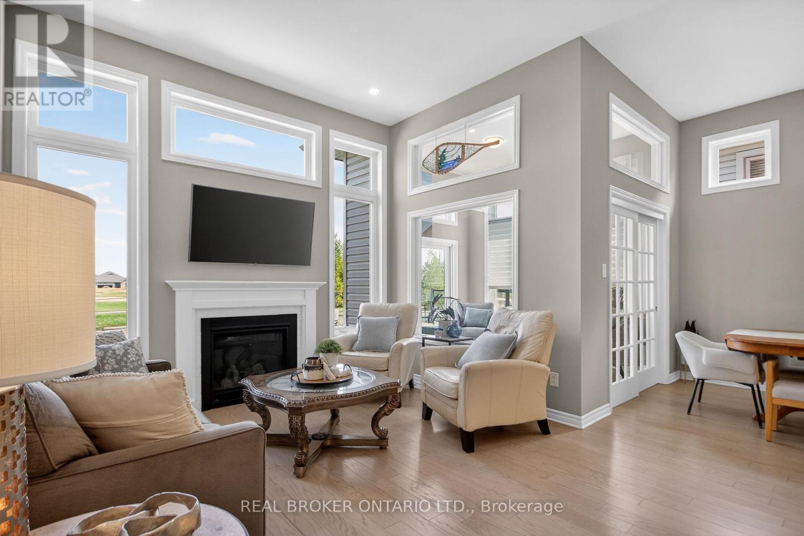 180 Blackhorse Drive