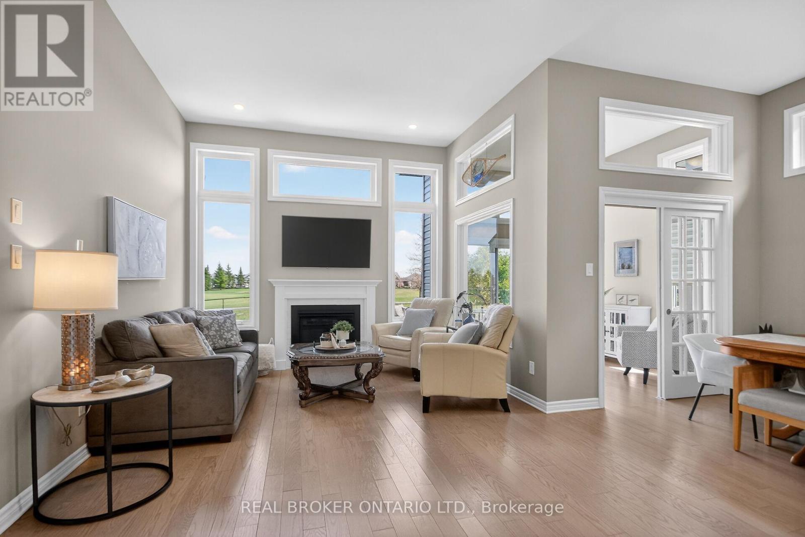 180 Blackhorse Drive