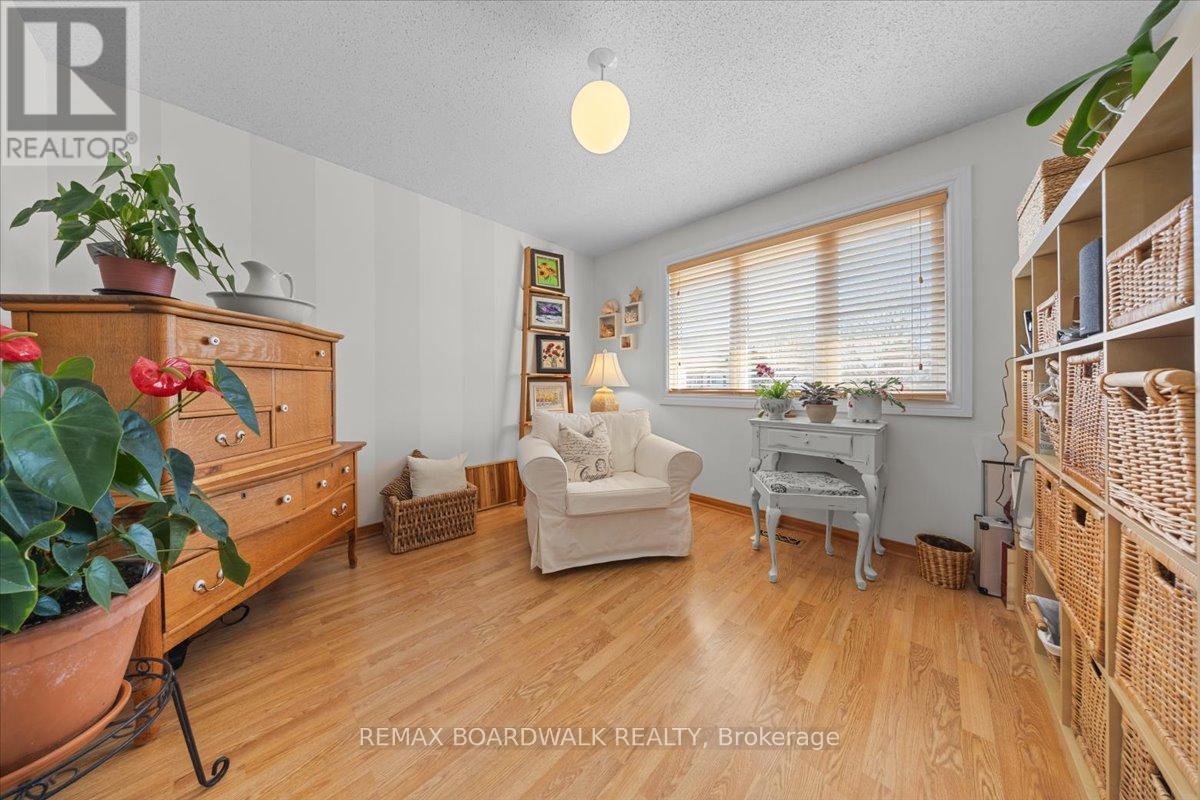 1594 Meadowfield Place