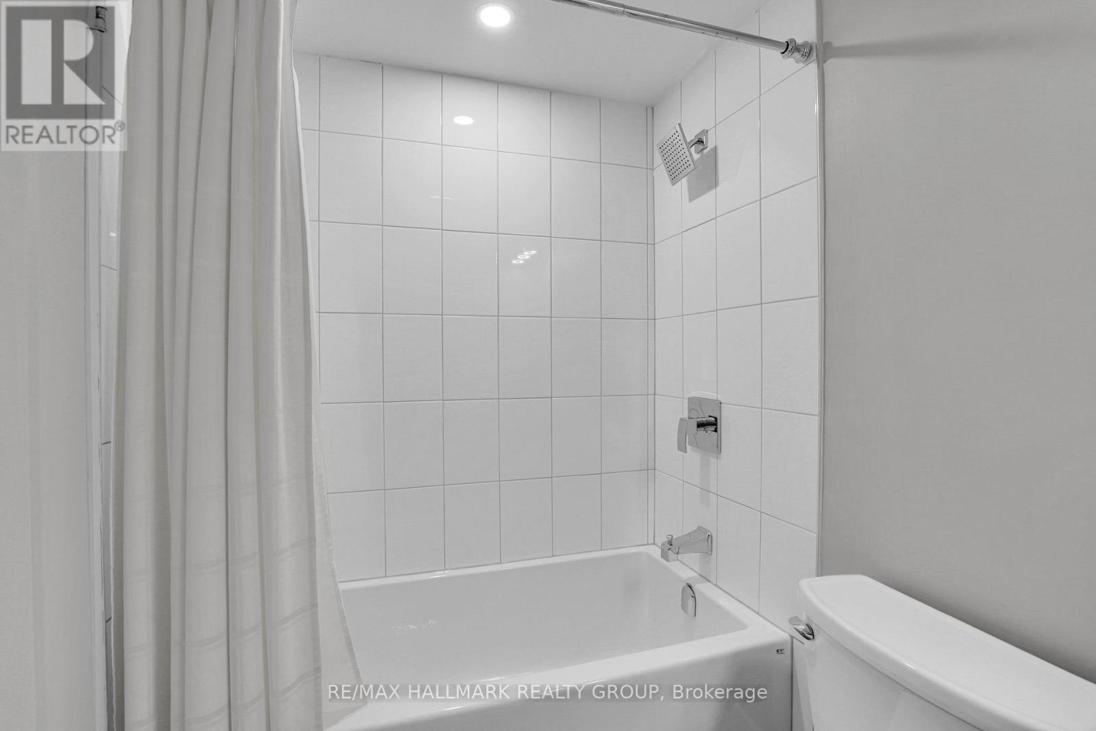 1604 - 1285 Cahill Drive