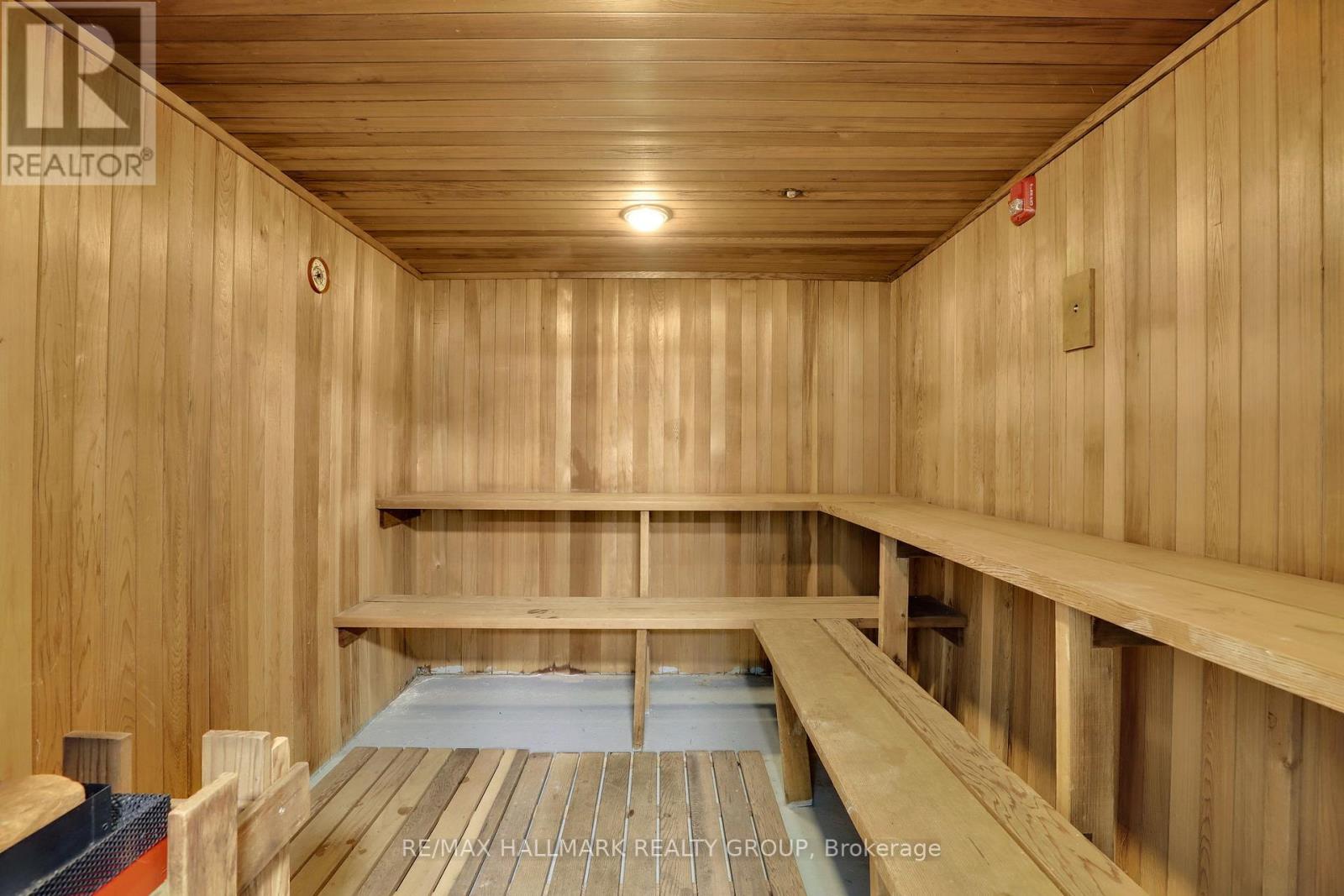 1604 - 1285 Cahill Drive